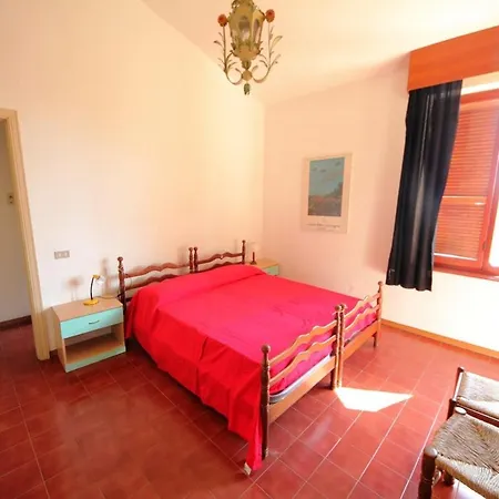 Pentalocale Cod 168- Taunus Vacanze * Numana